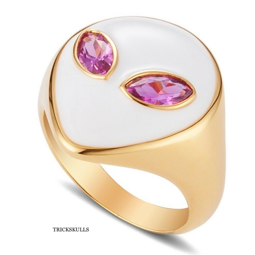 Gold Tone Stainless White Enamel Space Alien w Pink Lab Sapphire Eyes Size 7 8 9
